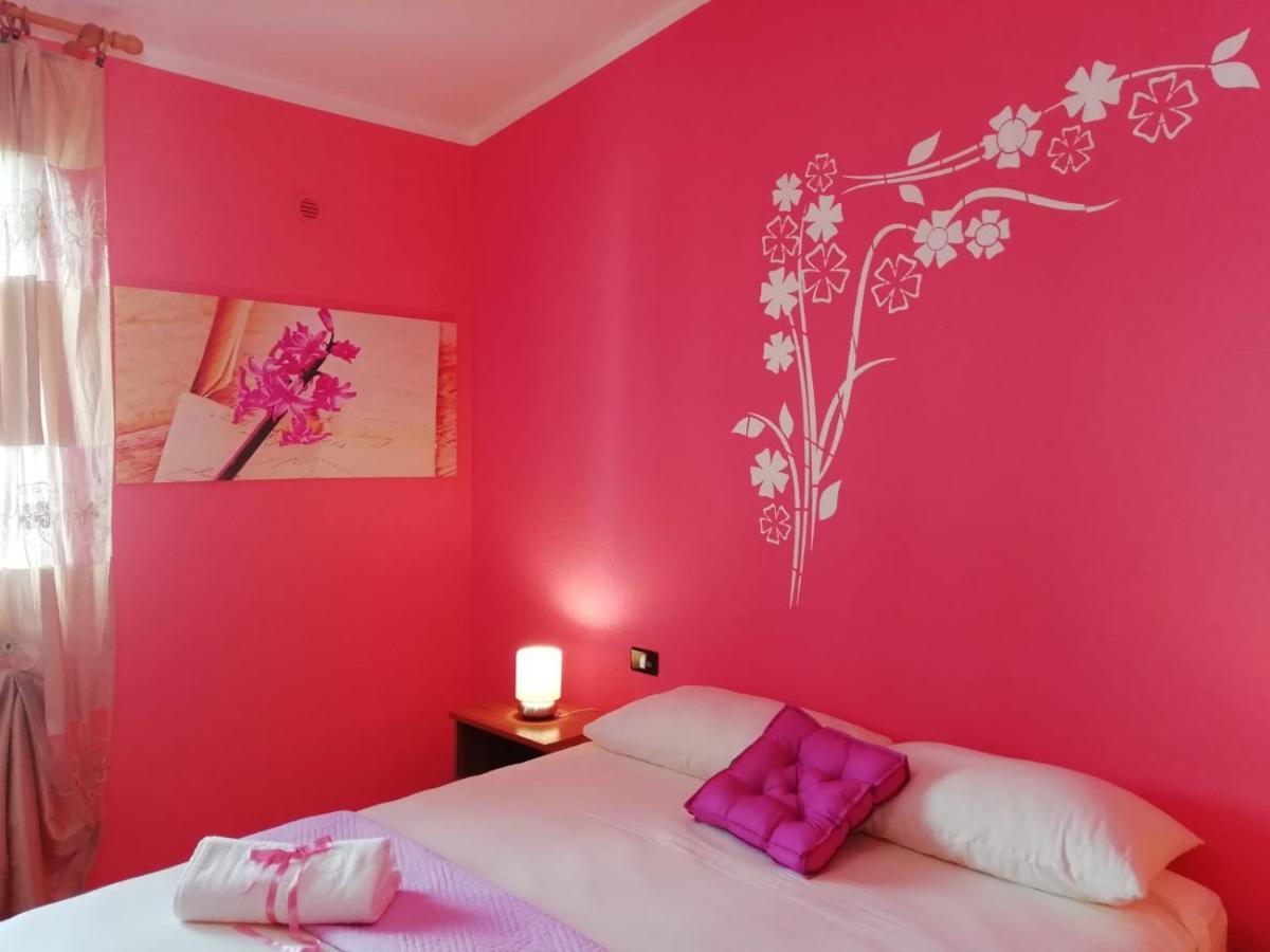 Prendas Antigas - Vacanze A Teulada Apartment Luaran gambar